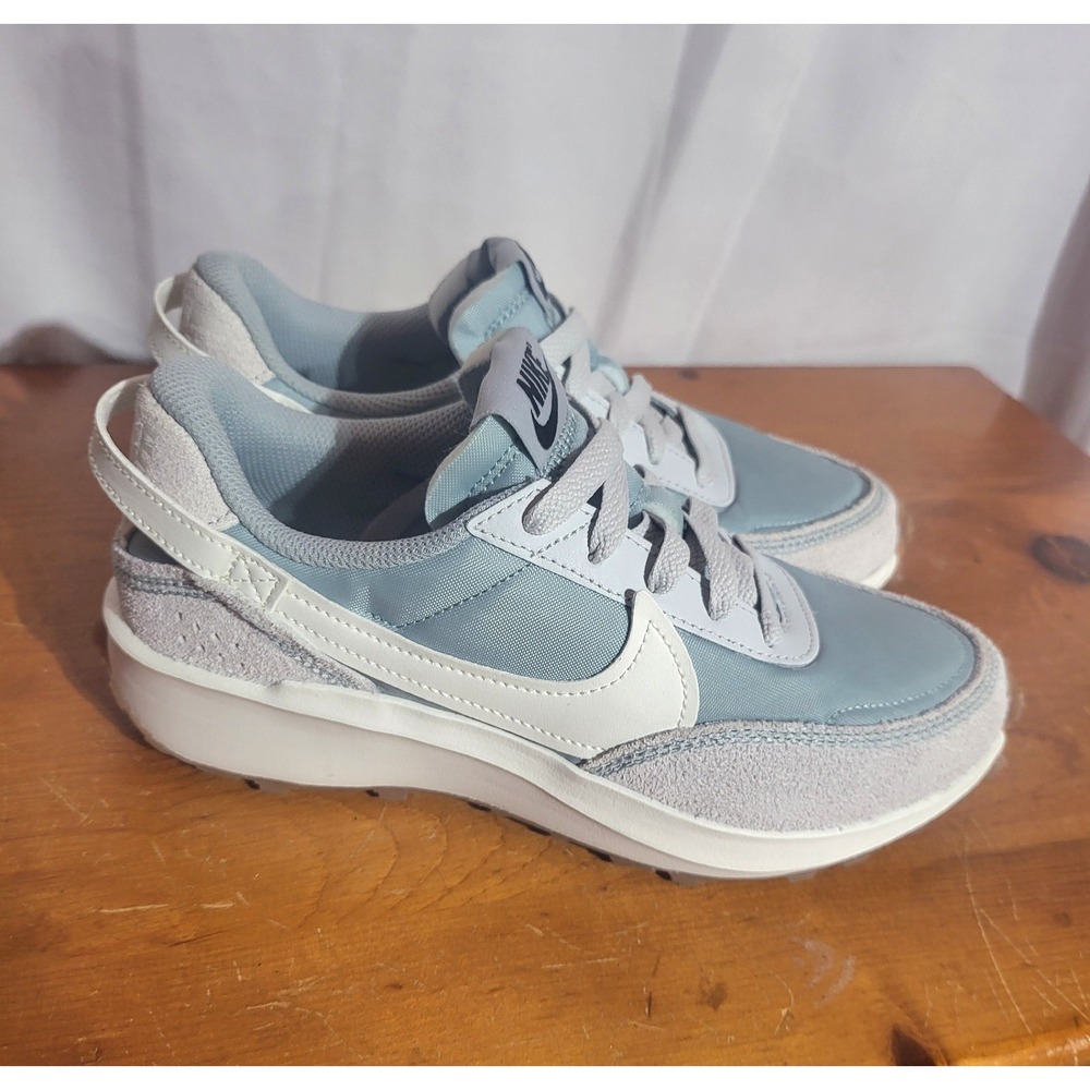 New Womens Nike 2024 Waffle Debut Sneakers Light Pumice DH9523-006 Size 6.5 NWOB